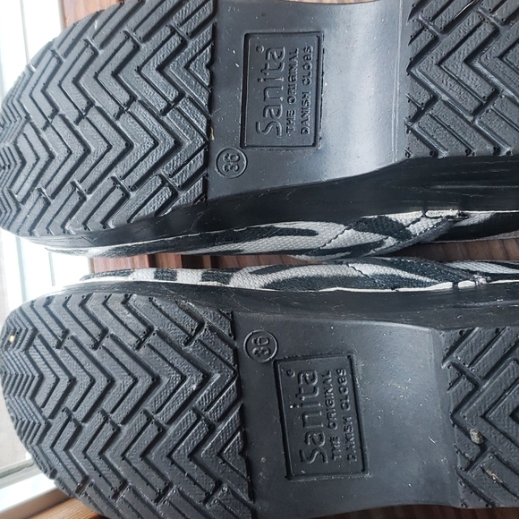 Sanita zebra print clogs size 36 - Picture 4 of 4